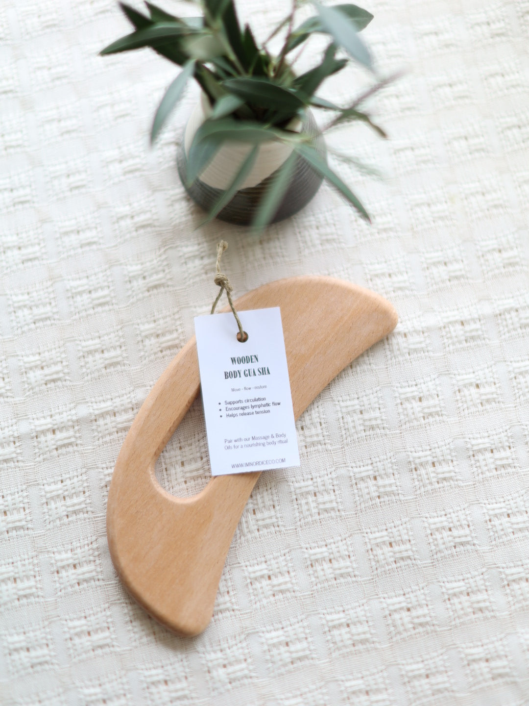 Wooden body gua sha