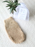 Natural exfoliating mitt